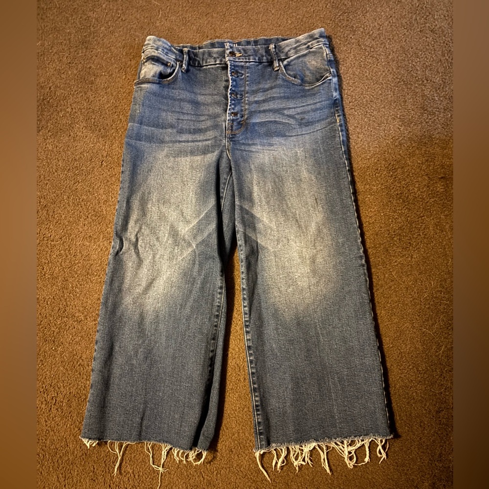 Time and tru cropped wide leg high waisted pants 14